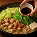 もつ鍋のスープが薄いとき、何を足す？味が決まる調味料と失敗しない調整方法を紹介
